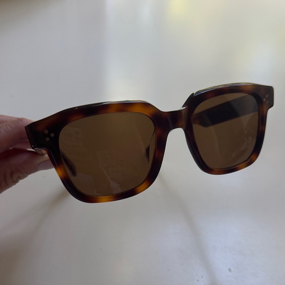 Carla Colour Monaro Tortoise Sunglasses - Picture 8 of 12